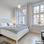 Apartman Dluga And Dlugi Targ *