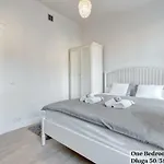 Dluga And Dlugi Targ Apartman