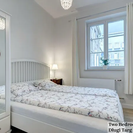 Dluga And Dlugi Targ *