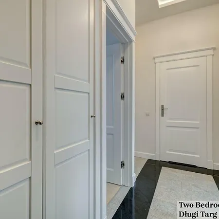 Dluga And Dlugi Targ *